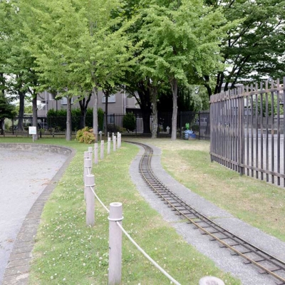 ミニ列車の線路（大谷田南公園）