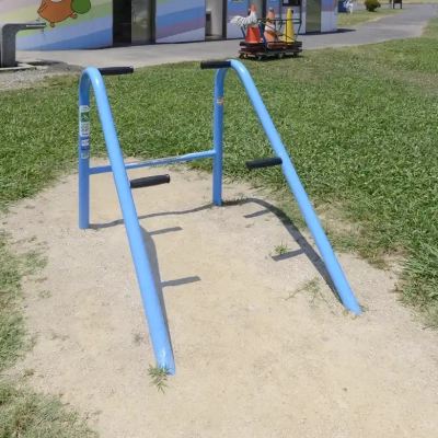 アームトレーナー：虹の広場（荒川河川敷）