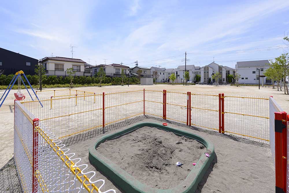 遊具コーナー（令和伊興本町公園）