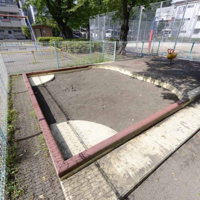 砂場（綾南公園）