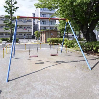 ブランコ（綾南公園）