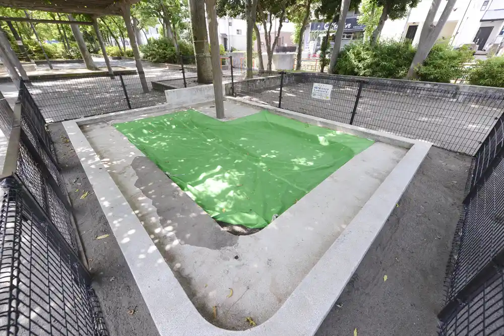 sano-playground-equipment-3 砂場|足立区にある佐野公園
