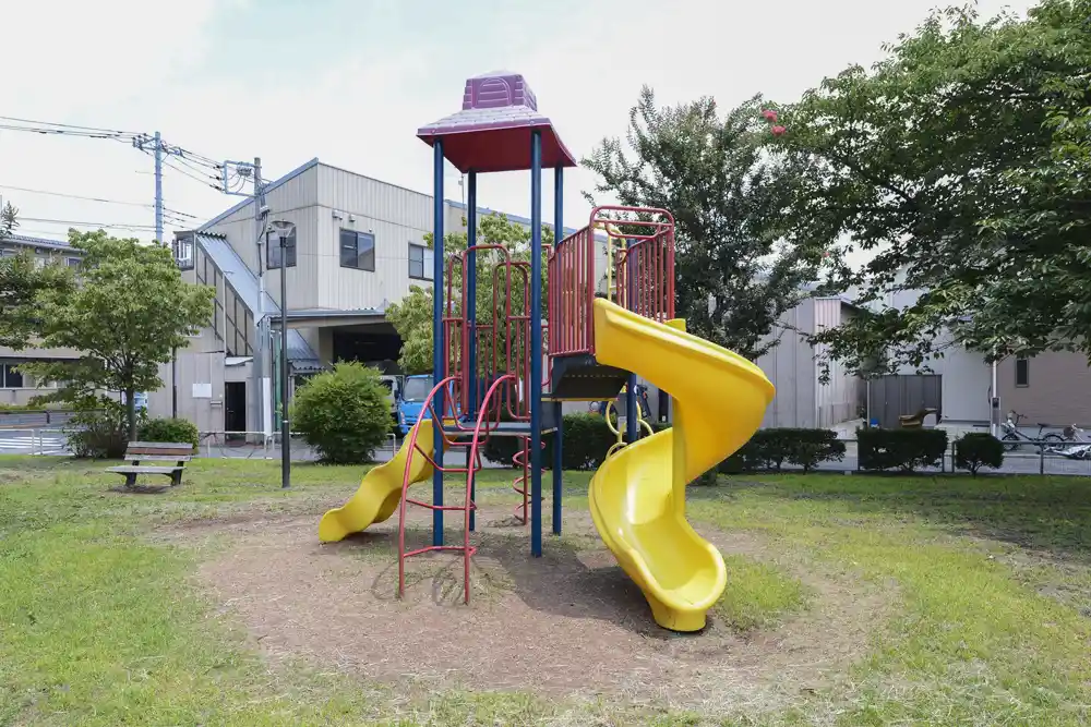 皿沼公園のコンビネーション遊具