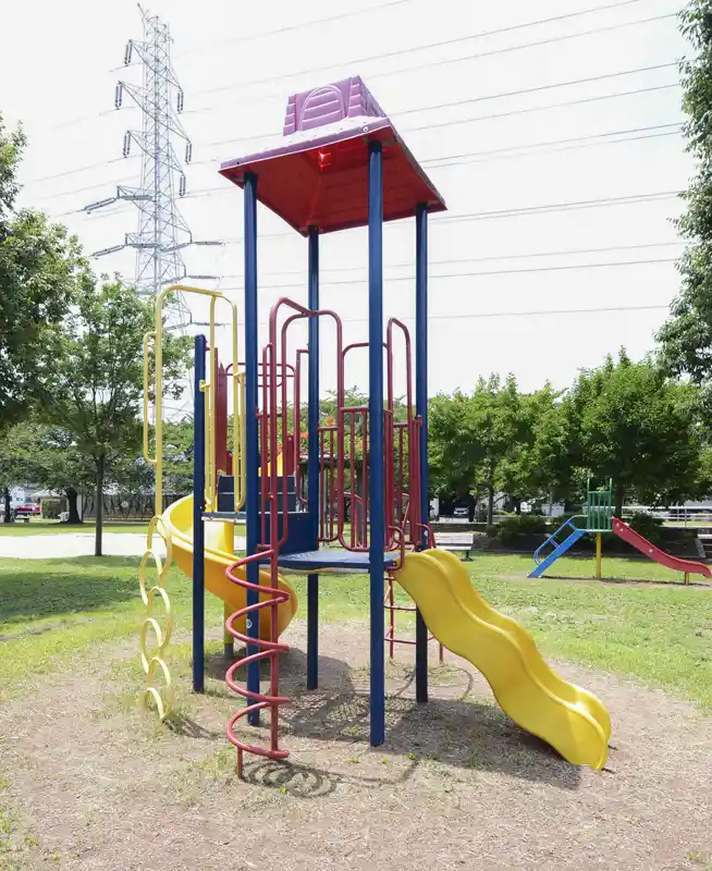 皿沼公園のコンビネーション遊具