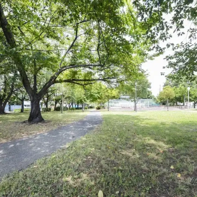 皿沼公園の多目的広場