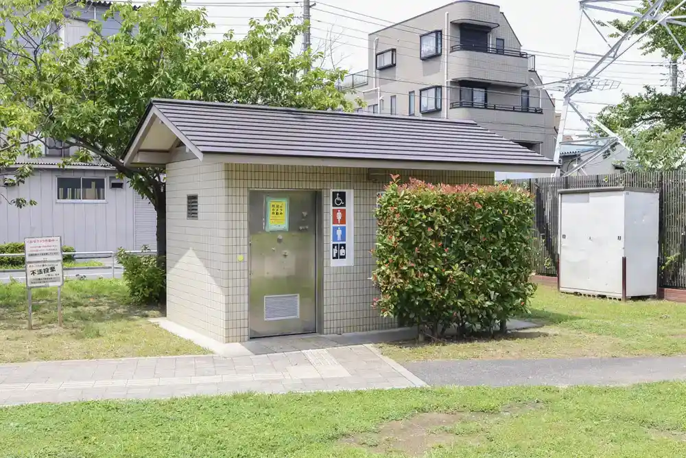 皿沼公園のトイレ