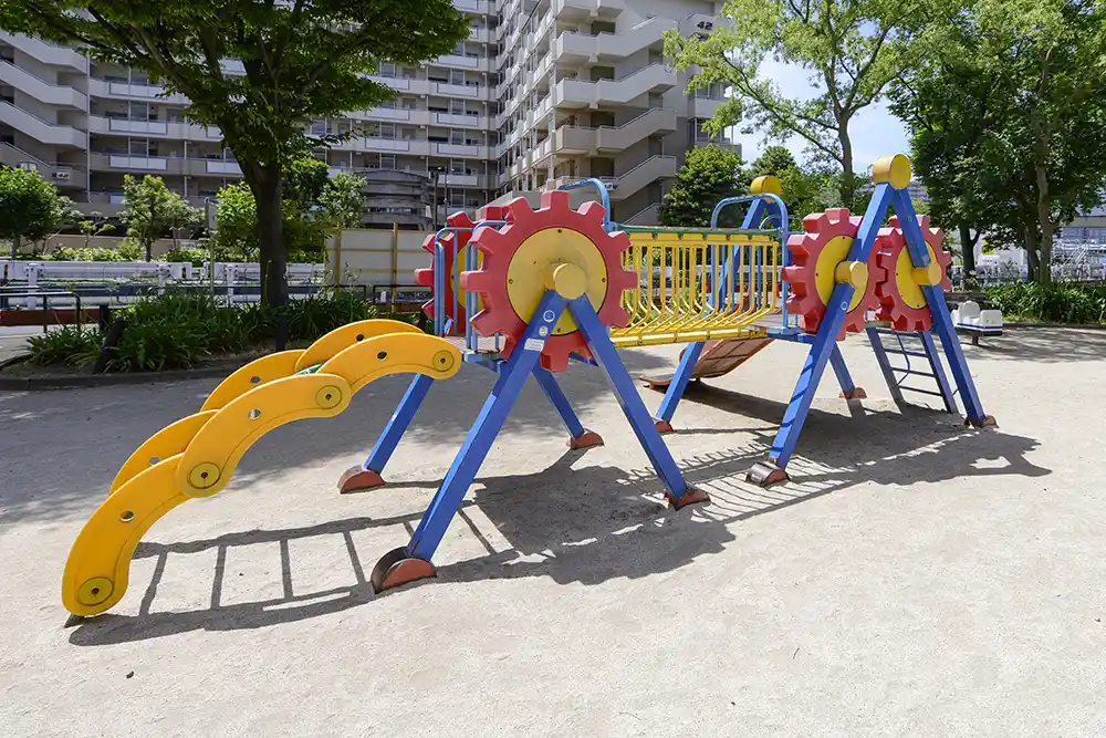 コンビネーション遊具（関屋公園）