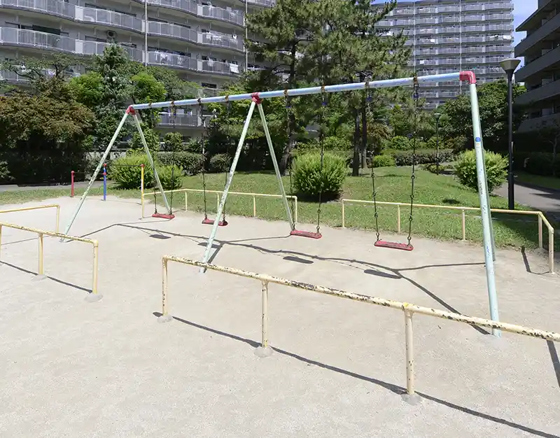 ブランコ（関屋公園）