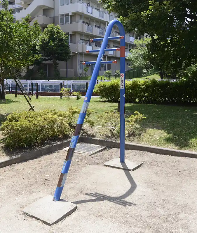 関屋公園は豊富な遊具とボール遊び可の広場がある公園 健康器具コーナーあり 関屋公園は豊富な遊具とボール遊び可の広場がある公園 健康器具コーナーあり