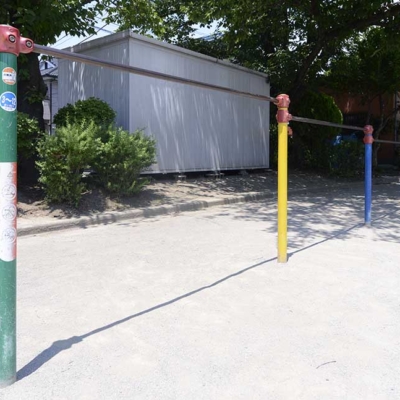 鉄棒（千住公園）