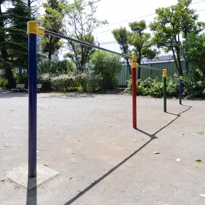senjuhigashimachi-playground-equipment-2 鉄棒(千住東町公園)