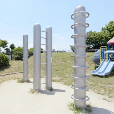 senjusakura-playground-equipment-6 登れるアスレチック(千住桜木町公園)