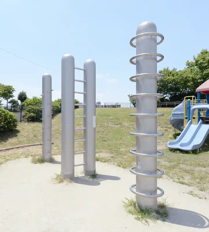 登れるアスレチック（千住桜木町公園）