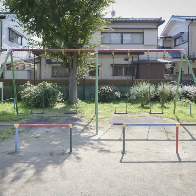 鹿浜東公園のブランコ