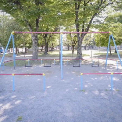 島糀屋公園のブランコ