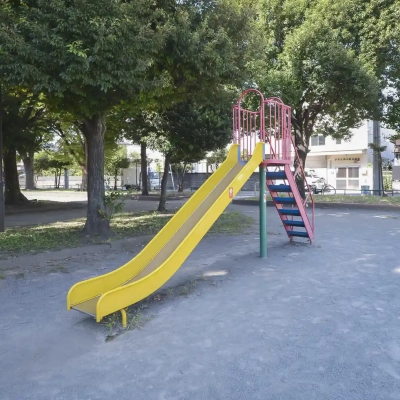 島糀屋公園の滑り台