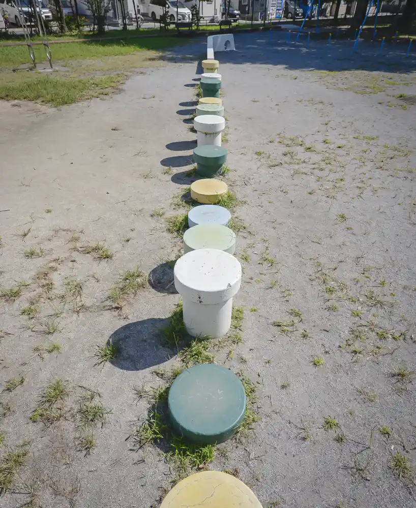 島糀屋公園の飛び石