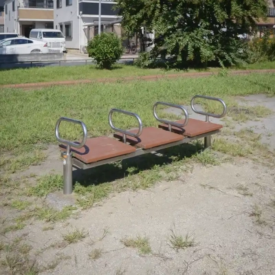 島糀屋公園のあんばベンチ