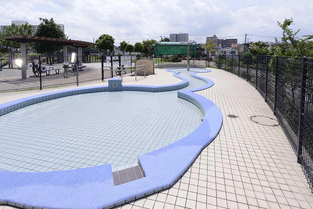 shindensakura-jabujabu-1 じゃぶじゃぶ池(新田さくら公園)