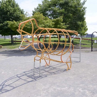 shindensakura-playground-equipment-1 恐竜のジャングルジム(新田さくら公園)