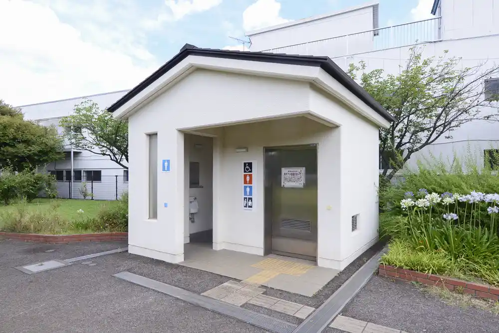 shinmeiminami-toilet-1 神明南ふれあい公園のトイレ