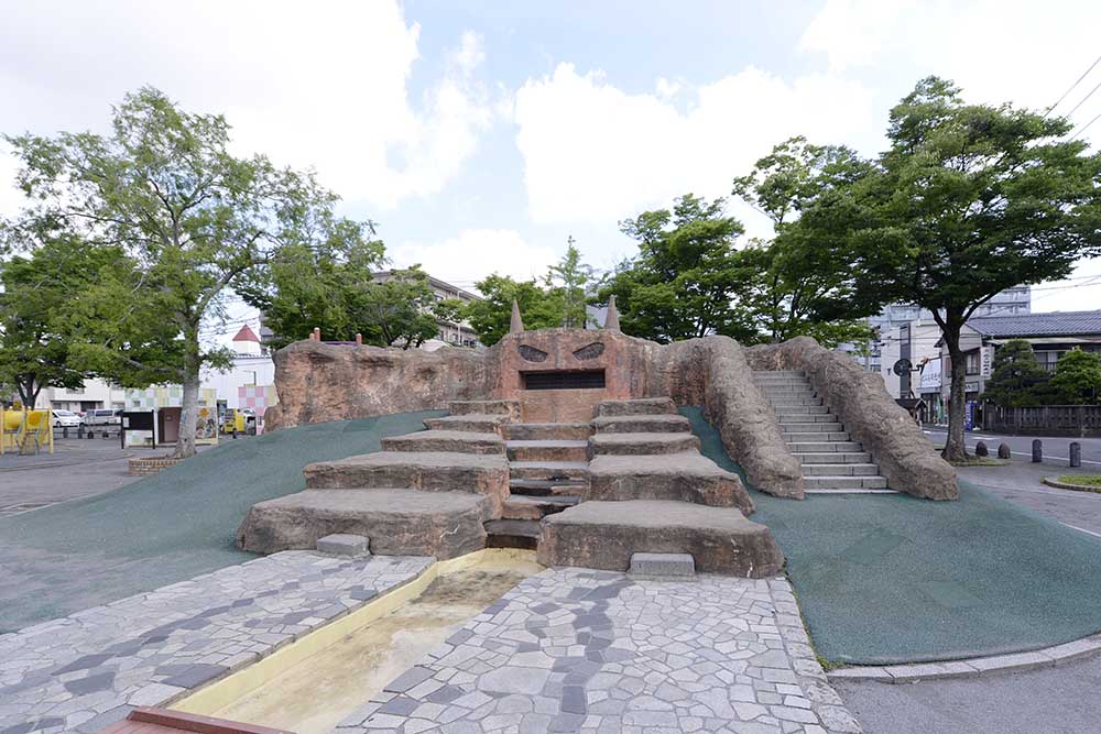 simokawa-playground-equipment-2 鬼の岩山(下河原公園)