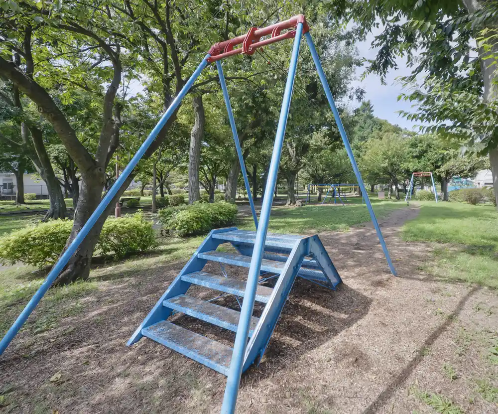 suwakinishi-playground-equipment-3 諏訪木西公園のターザンロープ
