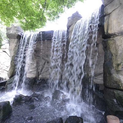 syoubu-waterside-1 岩屋の滝(しょうぶ沼公園)