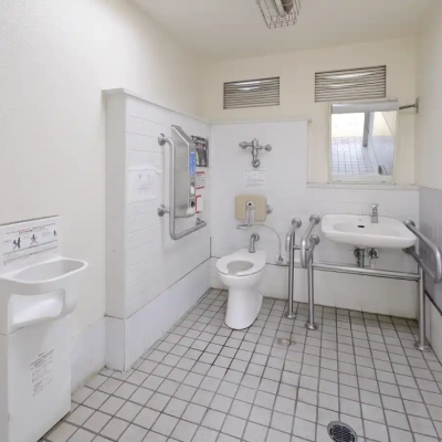 竹北公園の多目的トイレにあるベビーチェアー