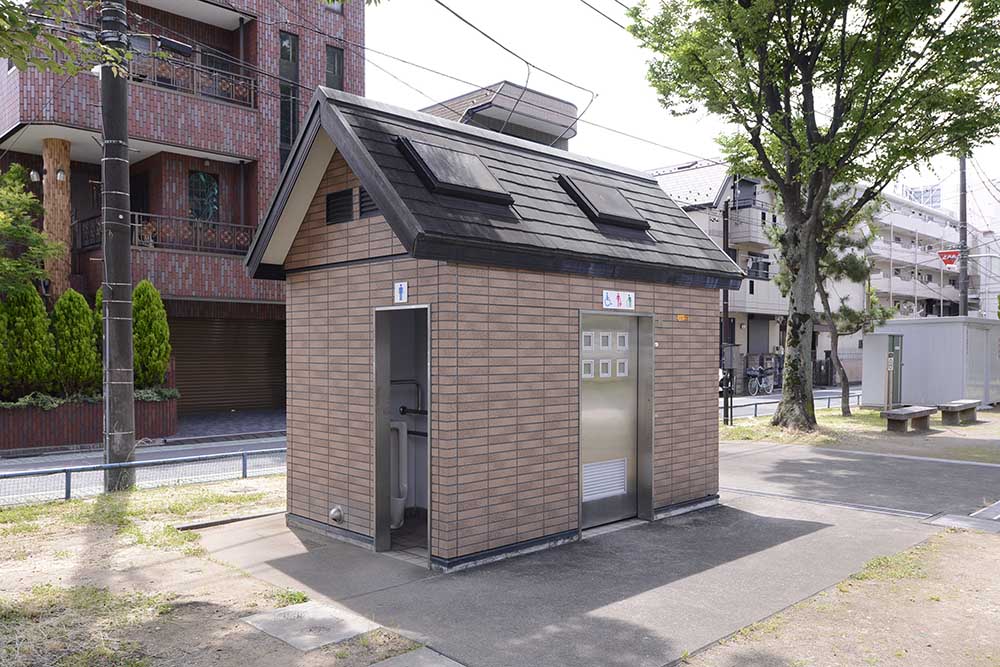 トイレ（竹の塚第三公園）