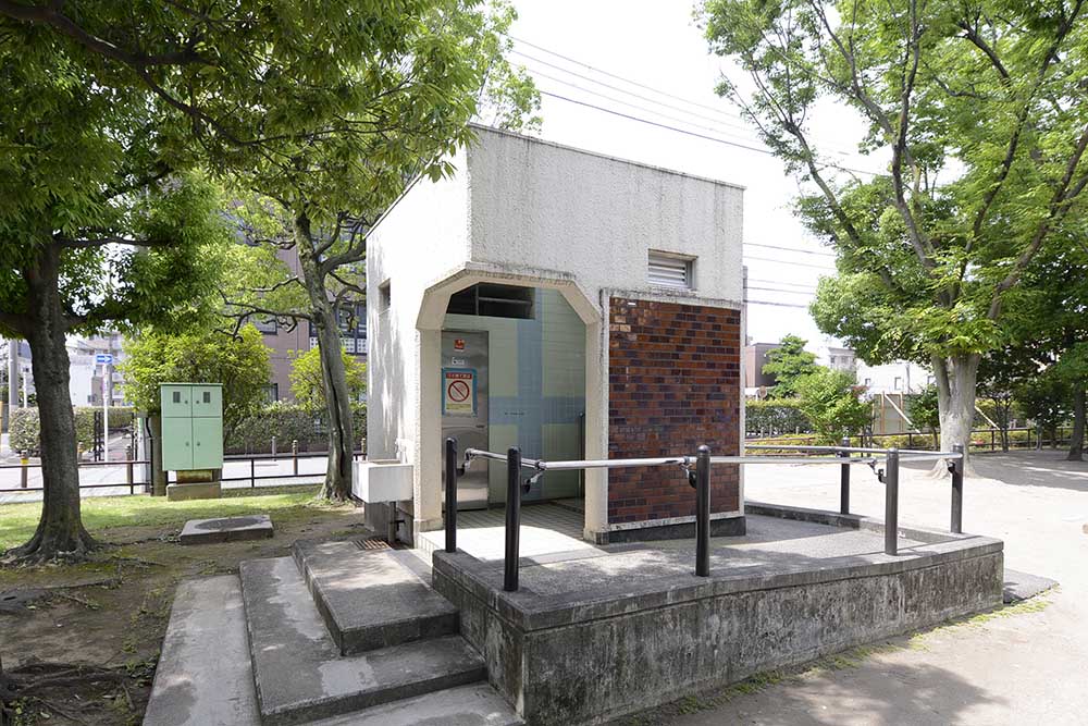 takenoduka6-toilet-1 トイレ(竹の塚第六公園)
