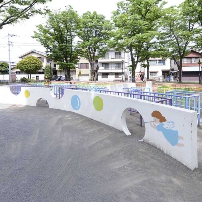 迷路・虹とシャボン玉のイラスト（竹の塚第八公園）