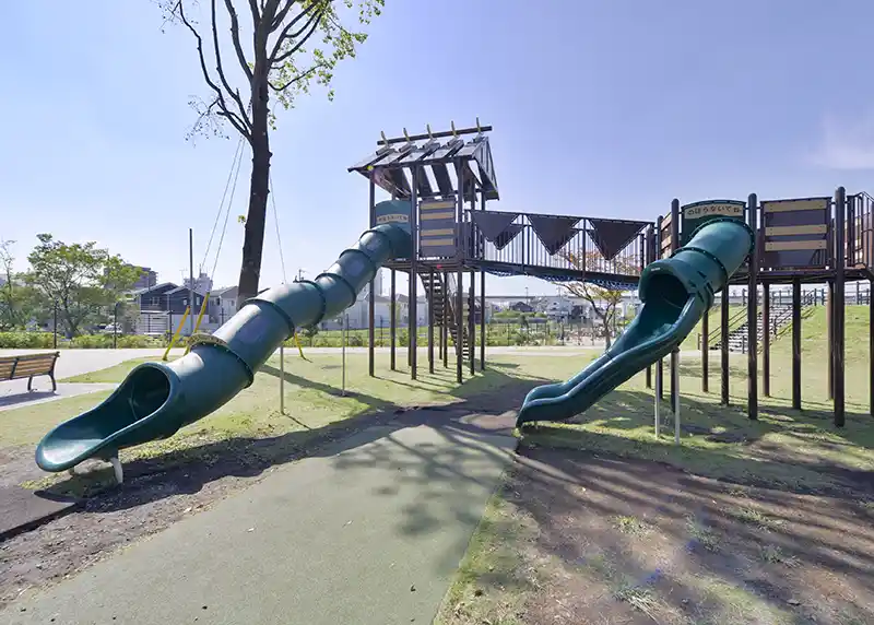 toneri-adventure-hill-7 冒険の丘「樹上の小道」(舎人公園)