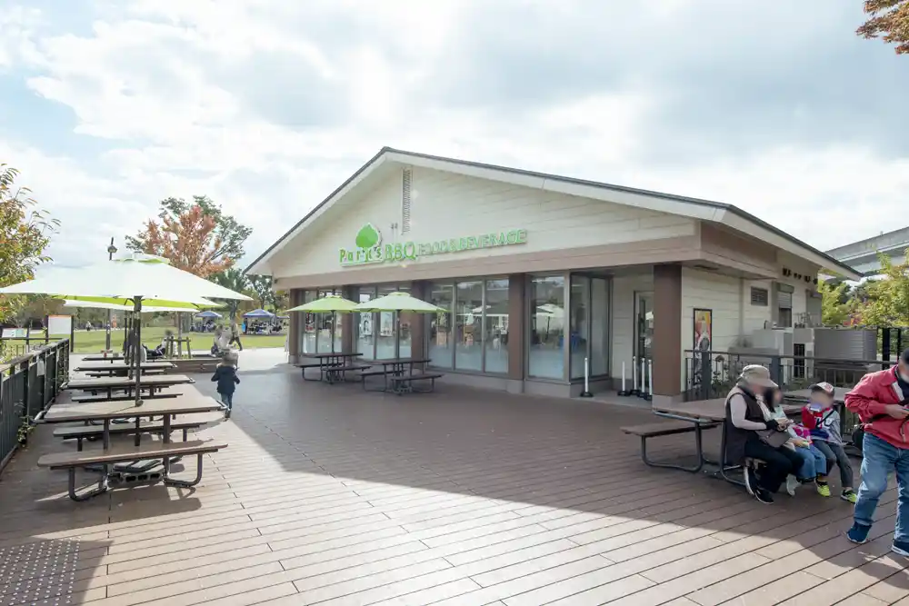 バーベキュー広場の売店（舎人公園）