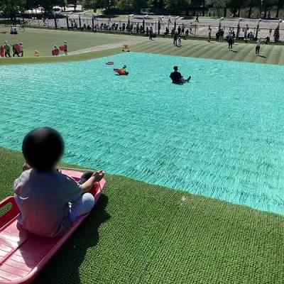 上から見たゲレンデ（舎人公園）