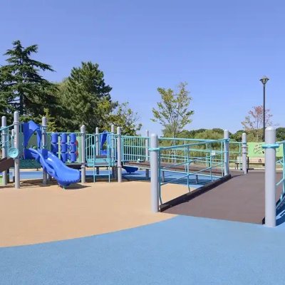 幼児向けアスレチック遊具（舎人公園）