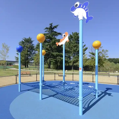 幼児向けネット遊具（舎人公園）