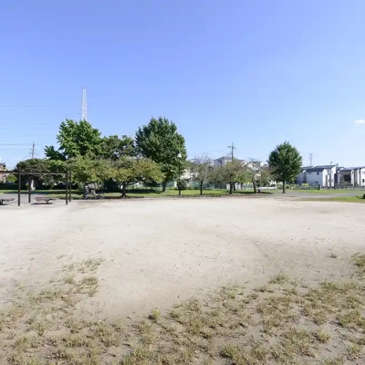 幼児公園の広場（舎人公園）