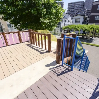 滑り台の上（梅田公園）