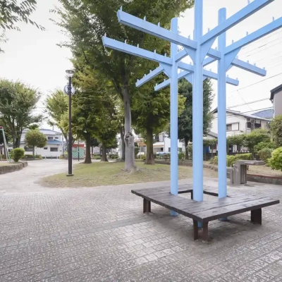 梅島東公園のベンチ