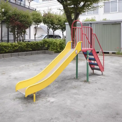 梅島東公園にある滑り台