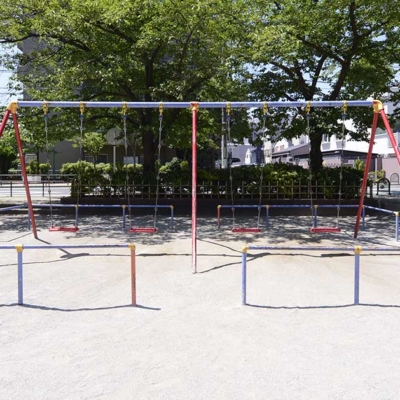 ブランコ（梅田亀田公園）