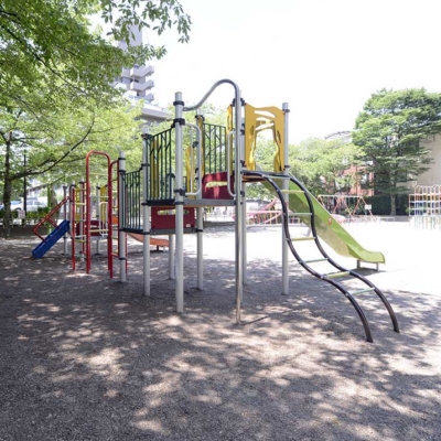 コンビネーション遊具（梅田亀田公園）