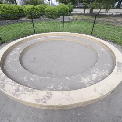谷在家公園の砂場