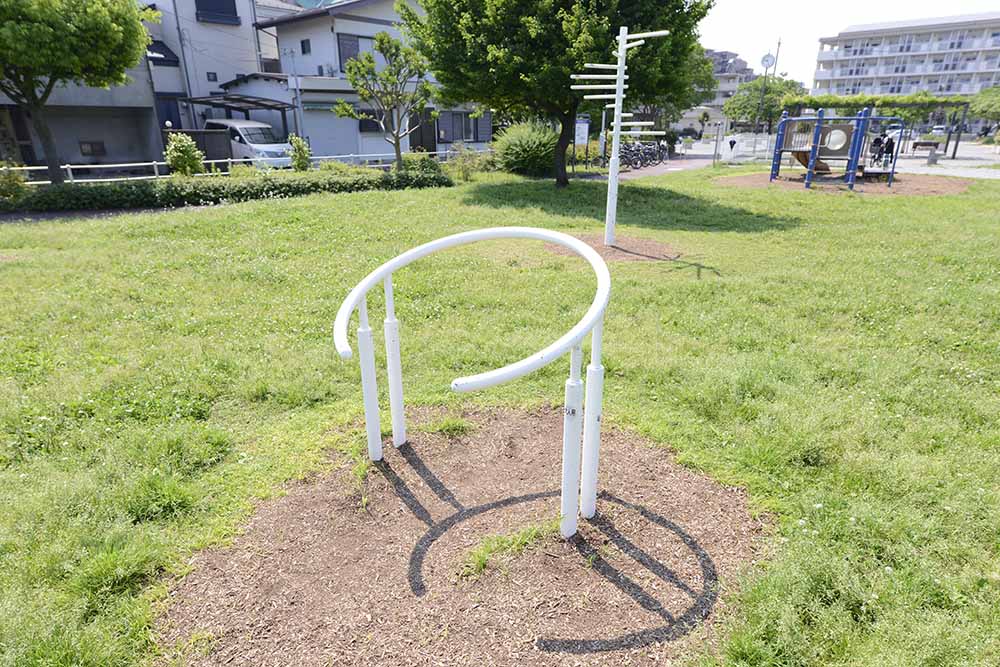 shimaroku-training-4 腰回し器具(島六ふれあい公園)