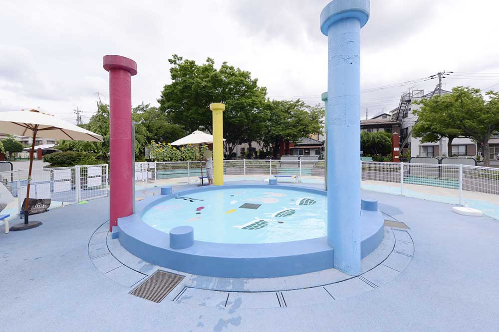 じゃぶじゃぶ池（千住公園）