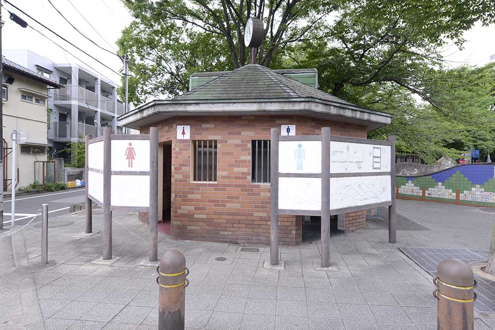 トイレ（東和親水公園）