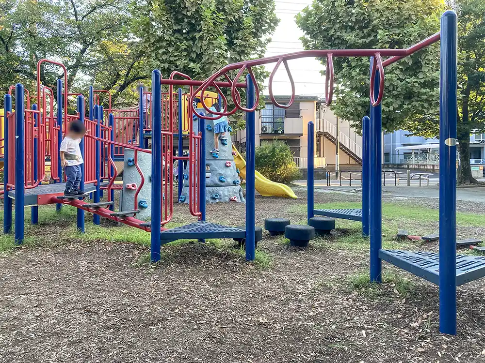 kitasanya-playground-equipment-25 アスレチック(北三谷公園)