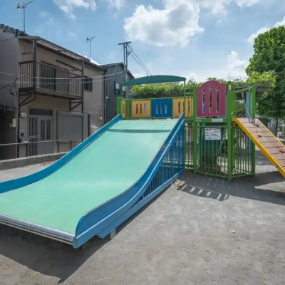 千住ほんちょう公園のコンビネーション遊具