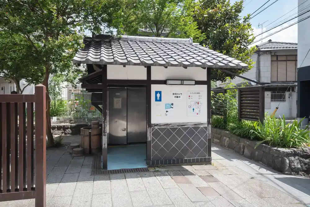 千住ほんちょう公園のトイレ